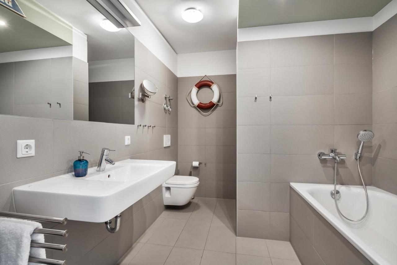 Apartmenthaus Hafenspitze Ap 5 - "Am Yachthafen 5" - Blickrichtung Offenes Meerstrandpromenade Eckernförde Exteriér fotografie